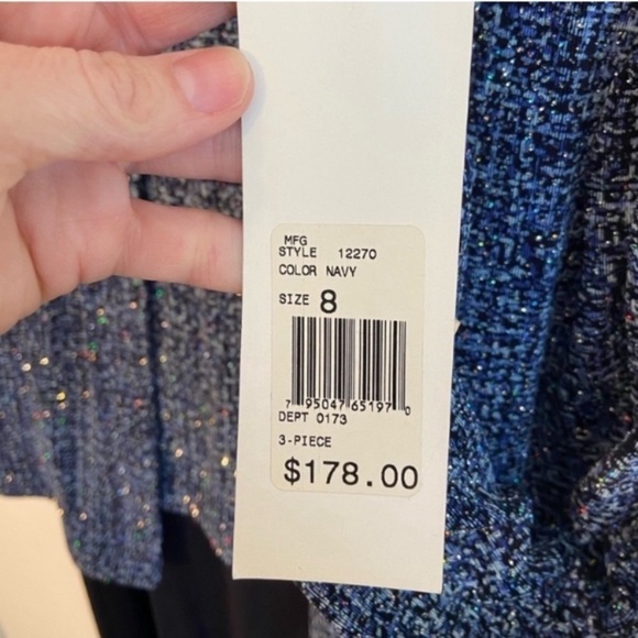 NWT Alex Evenings 3 piece formal dress outfit with matching jacket. Size 8. - Picture 10 of 15